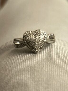 Heart Diamond Pavé Ring Size 7 ✨